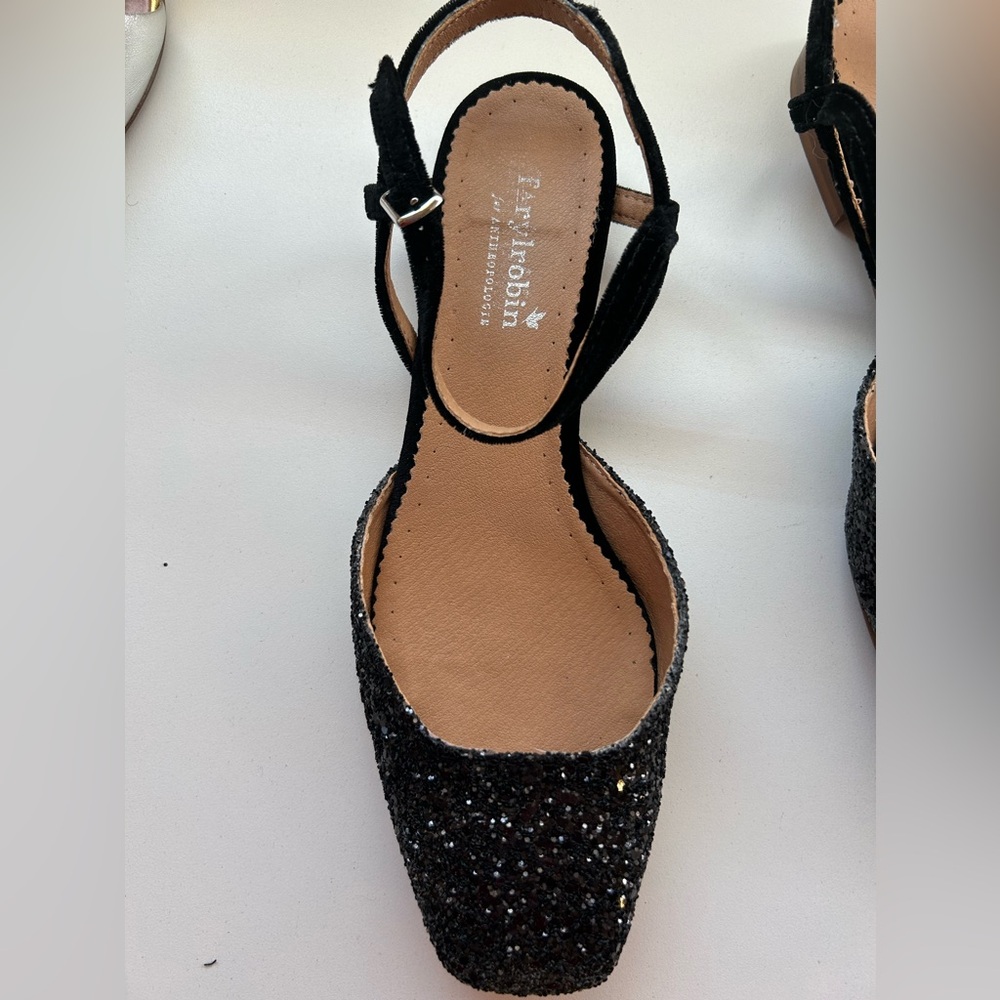 Black dressy flat